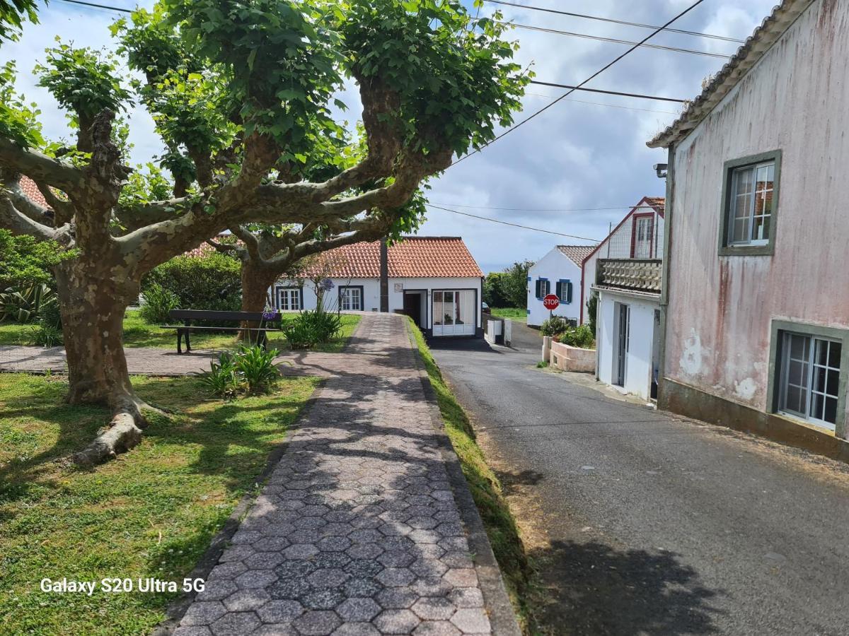 Appartamento Al Luso Brasileiro Lajes das Flores Esterno foto